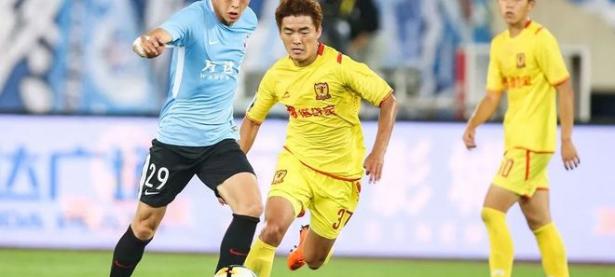 三亿体育体育活动-包含大连一方主场逆转，取得关键胜利的词条