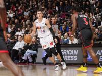 三亿体育体育app-猛龙总经理挤出巨款，追逐顶级射手的简单介绍