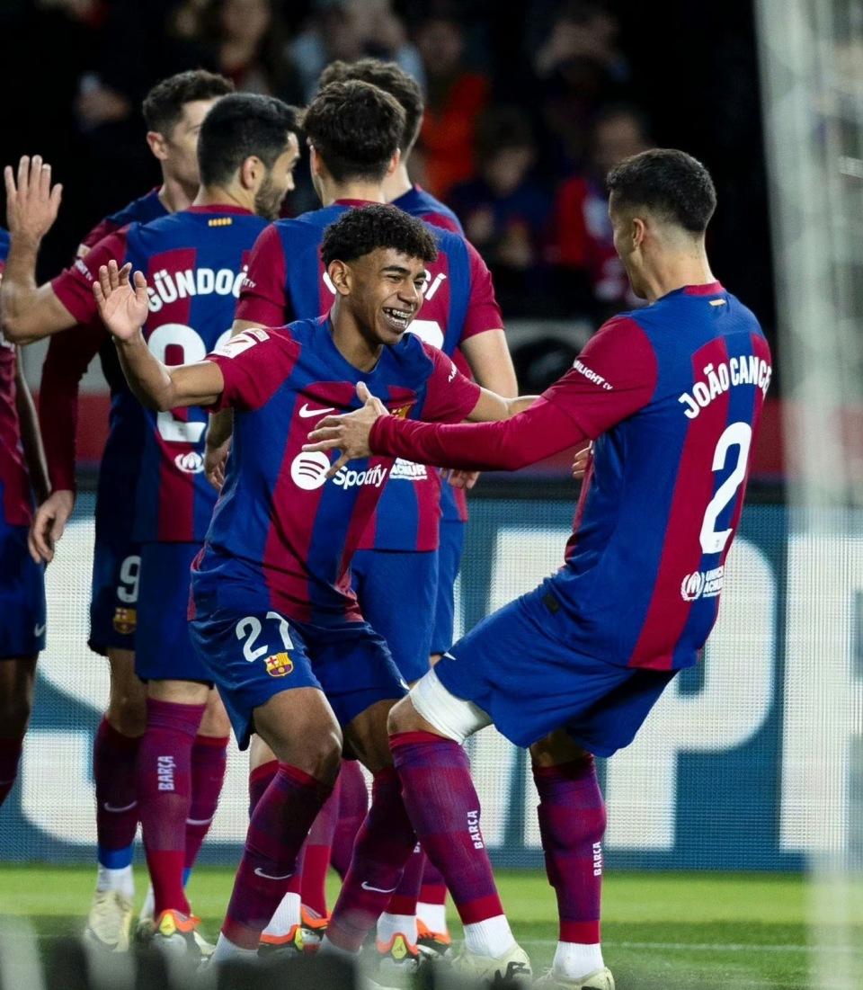 关于格拉纳达客场大败，保级形势变得更加严峻的信息