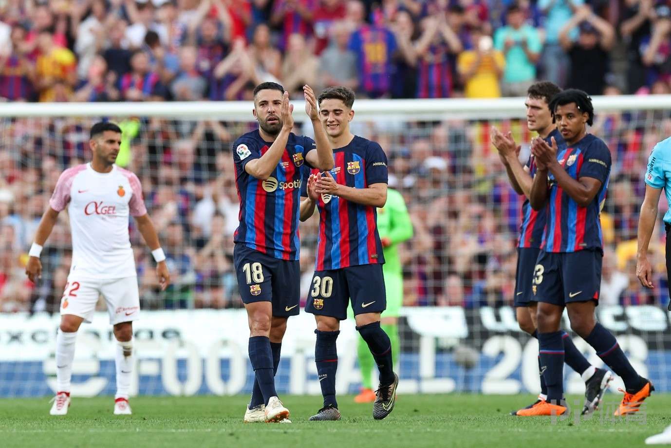 关于格拉纳达客场大败，保级形势变得更加严峻的信息