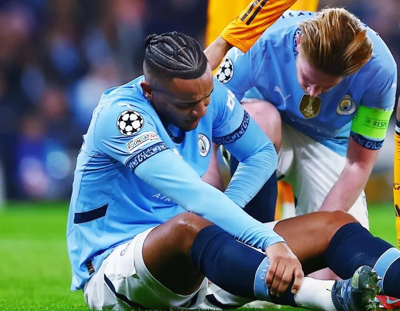 包含阿根廷国脚伊瓜因转会英超豪门曼联引起轰动的词条