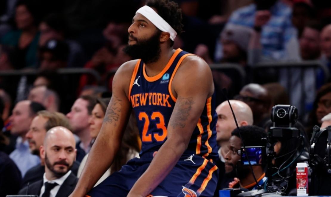 尼克斯击败雄鹿，豪取五连胜的简单介绍