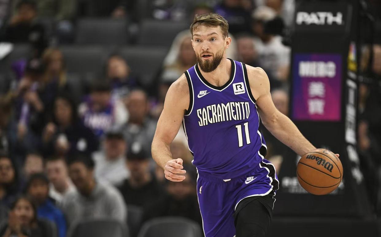 尼克斯惊险击败独行侠，喜获胜利