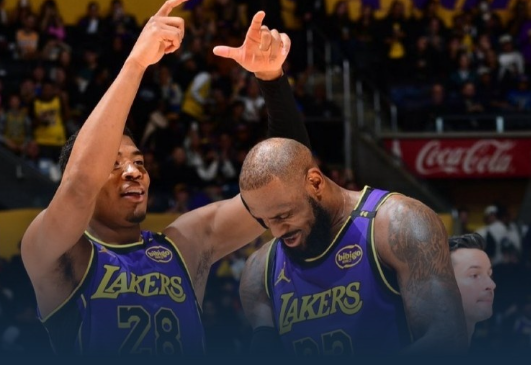 勇士主场大胜湖人，继续领跑西部的简单介绍