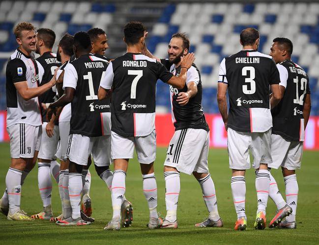 都灵德比：尤文图斯对阵都灵，争夺德比胜利的简单介绍